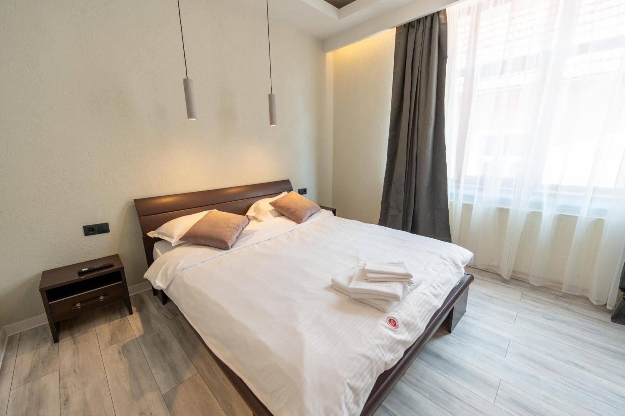 Barrique Apartament Braşov Exteriör bild
