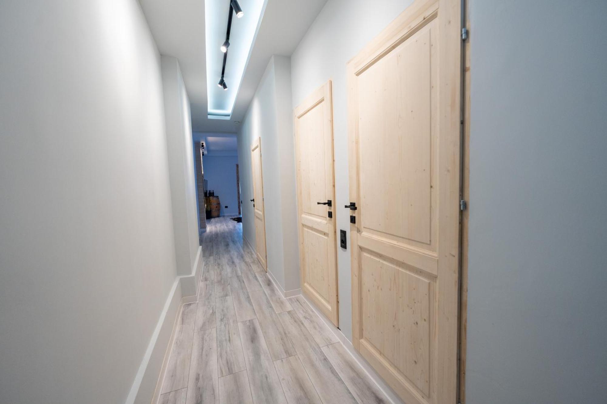 Barrique Apartament Braşov Exteriör bild
