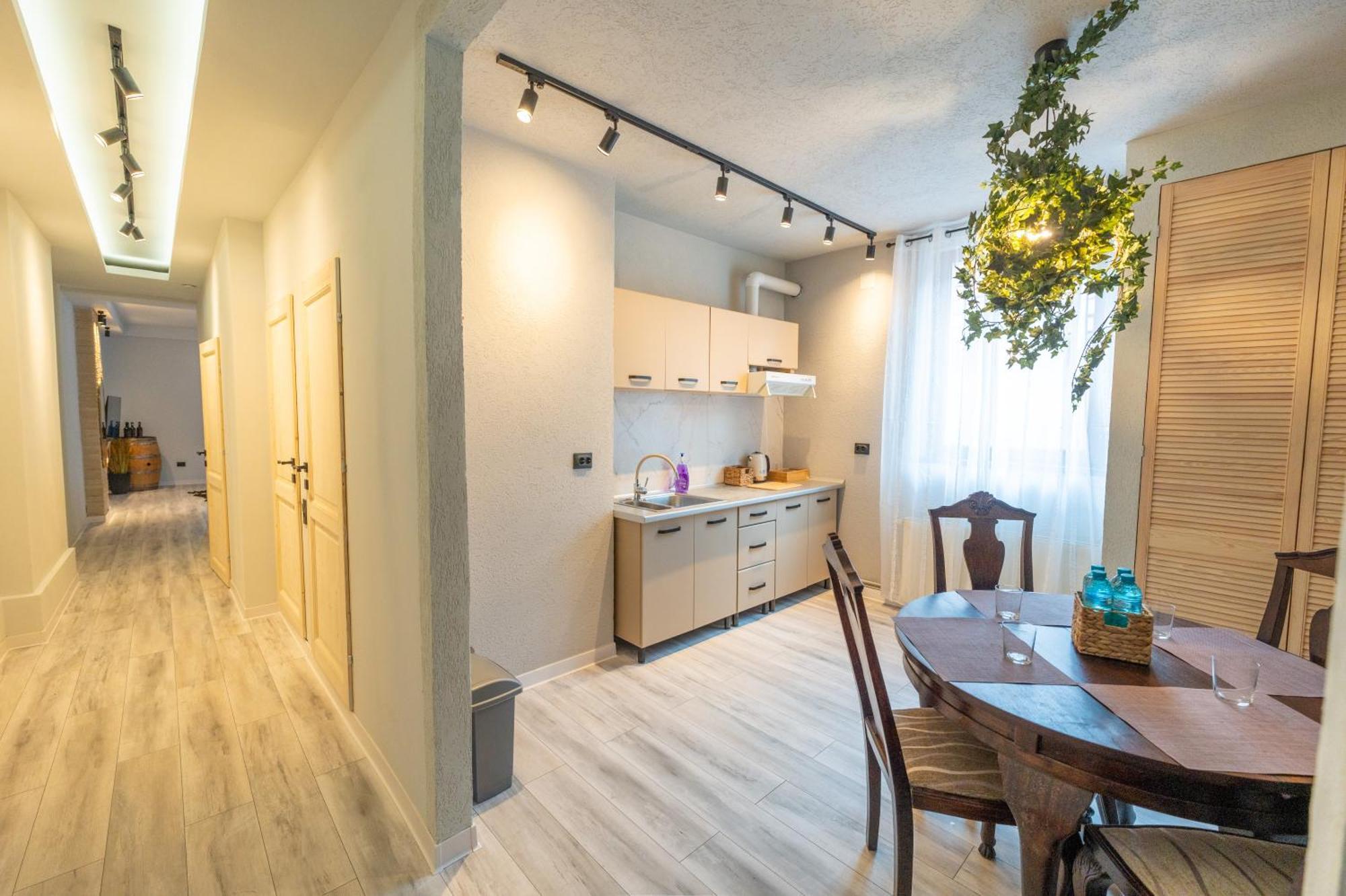 Barrique Apartament Braşov Exteriör bild